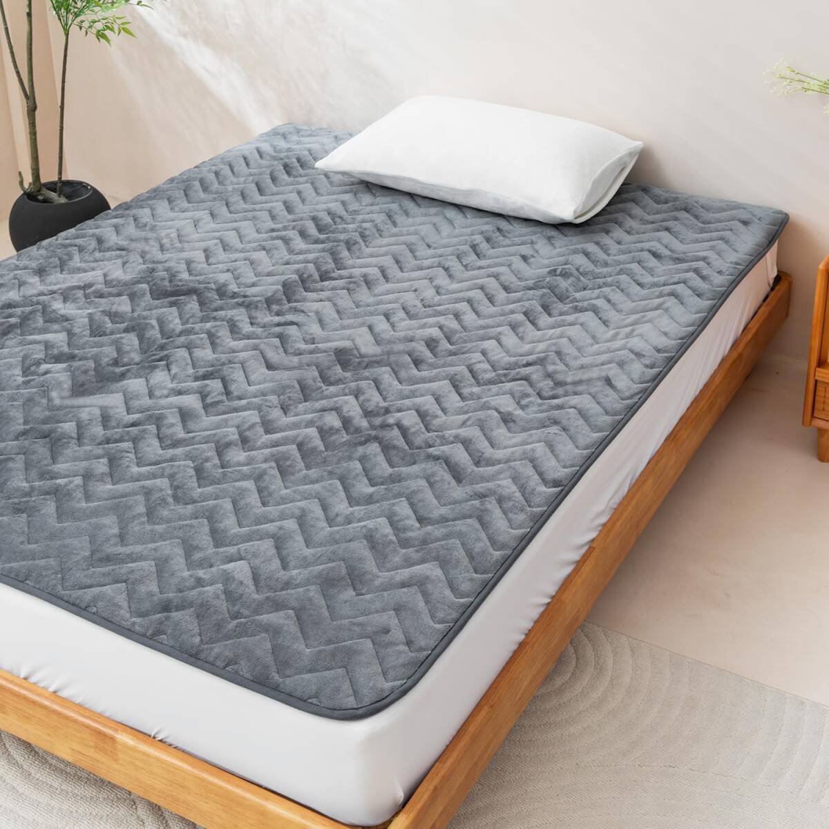 光ノ綿 敷きパッド シングル 冬 あったか 極細マイクロファイバー 1.5倍中綿入り 抗菌防ダニ 冬用 (グレー・100×200cm)拍卖