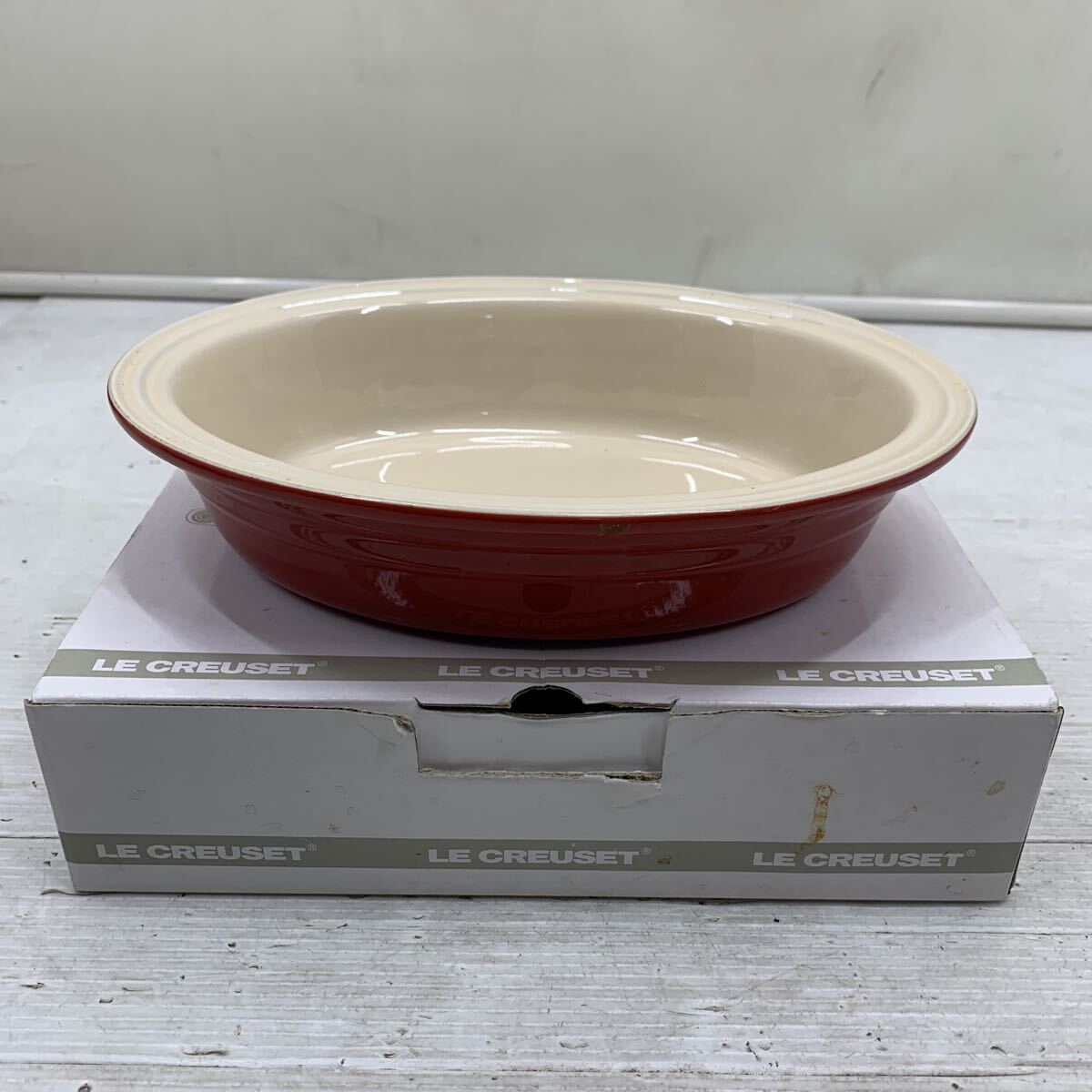I ☆極美品☆ LE CREUSET ル クルーゼ オーバル パイ ディッシュ 24cm グラタン皿 洋食器 食器 チェリー レッド 赤 ルクルーゼ 簡易清掃済拍卖