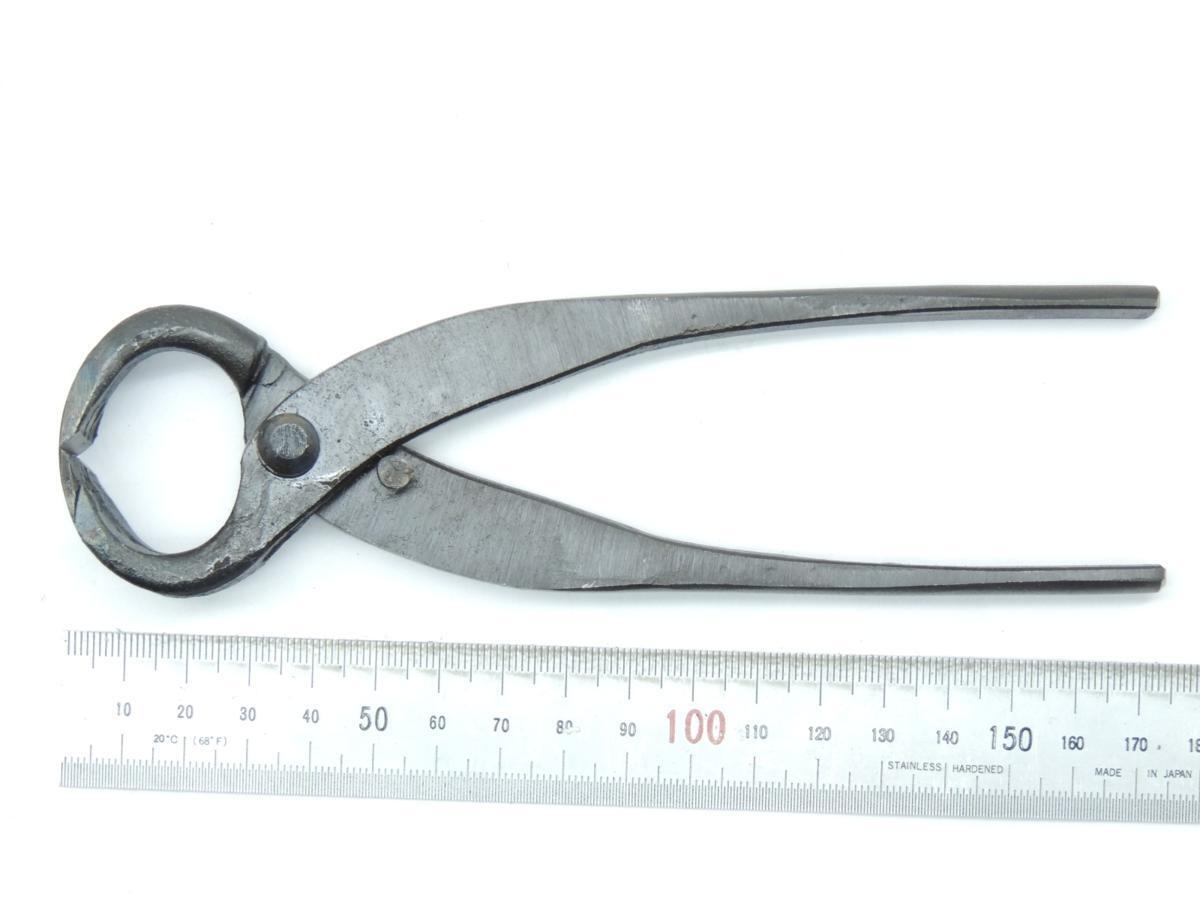 日本製 本職用 鍛冶助 黒 幹割兼根切 170㎜ 盆栽 植木JAN 4573306185048拍卖