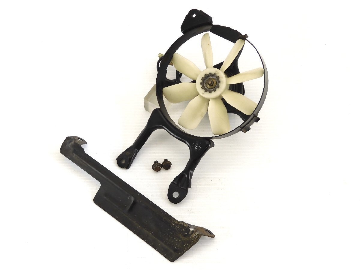 60@1061【評価A】 GSX-R250 GJ72A 当時物 純正 ラジエーター ファン 走行距離表示9,152km拍卖