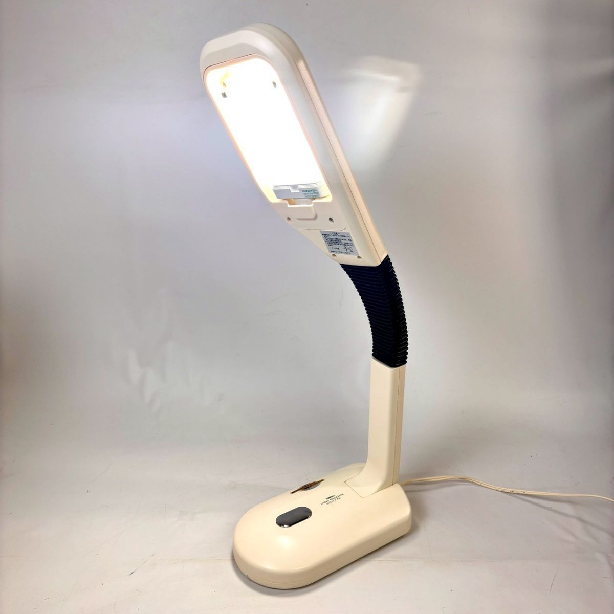 A920-13 【TWINBIRD】ツインバード FL-8271 タッチセンサー インバータ 卓上蛍光灯 動作確認済 アーバンフォルム 箱付き 説明書付き 現状品拍卖