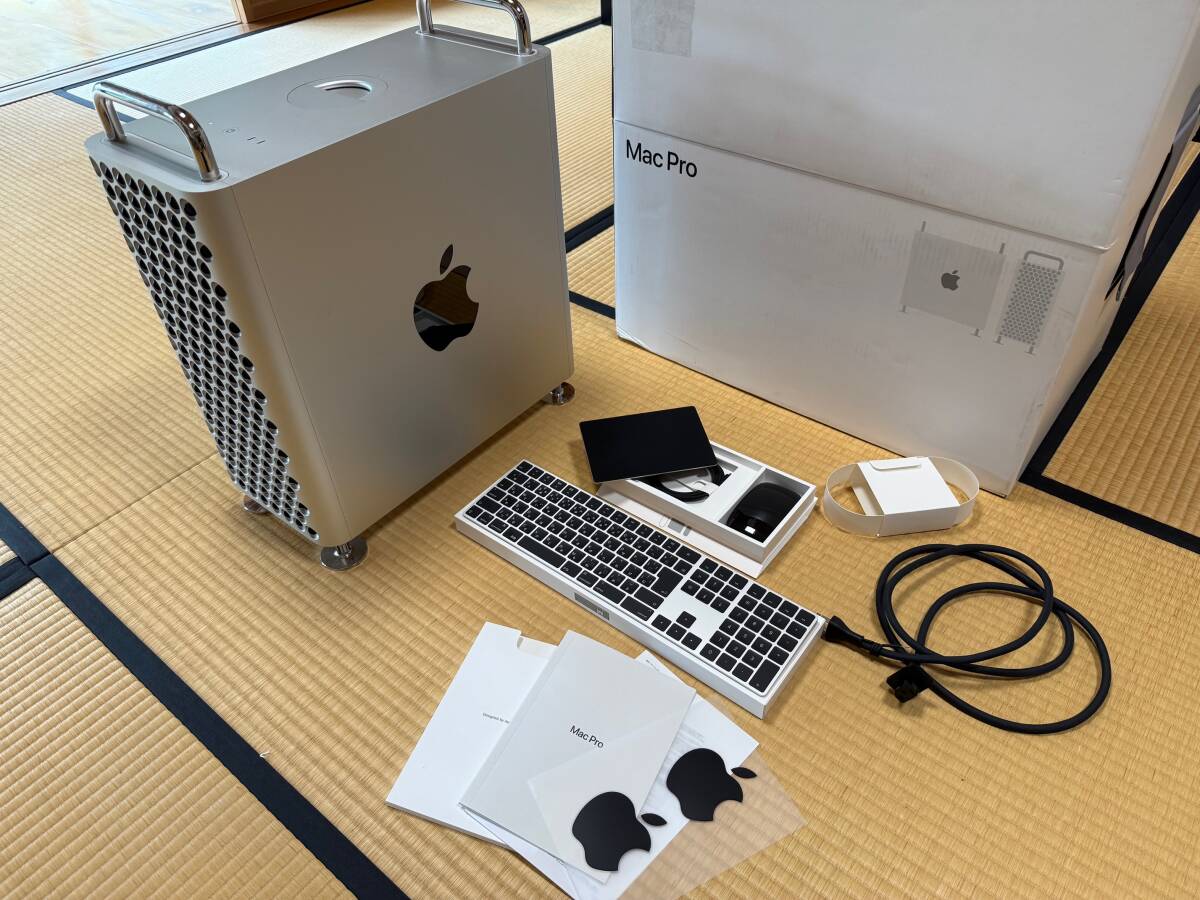 Apple MacPro Late 2019 CPU Xeon W 3.2GHz 16コア、メモリ 32GB、SSD 4TB、Radeon Pro W5700X、Pegasus J2i拍卖