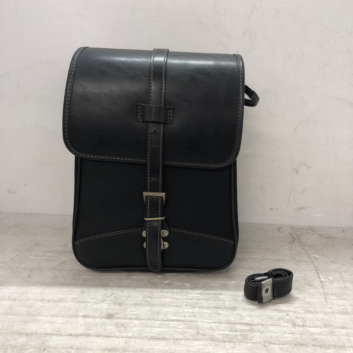 □ レブル250〜外し サイドバッグ拍卖