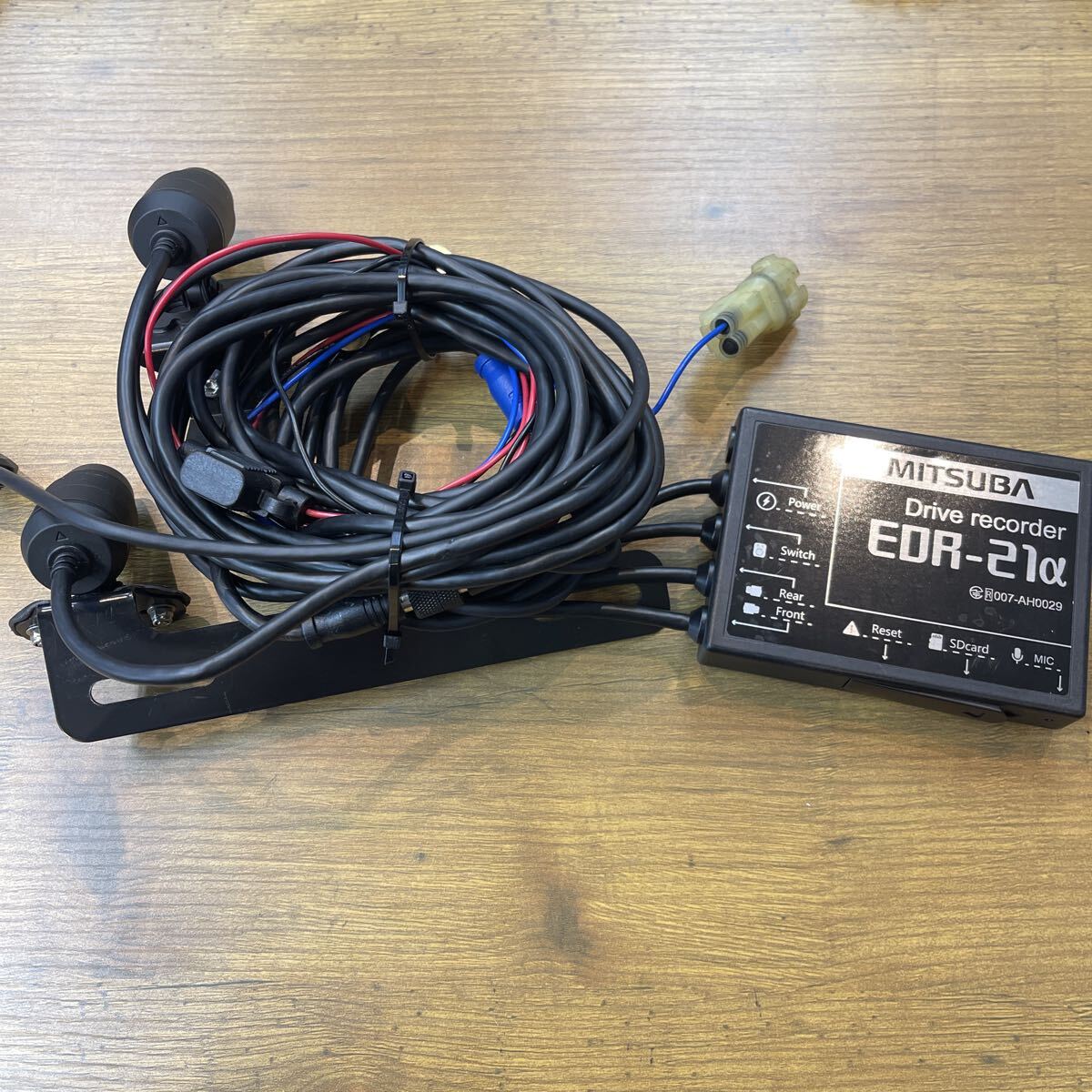 ☆ ドライブレコーダー ホンダ ADV150 edr-21a拍卖