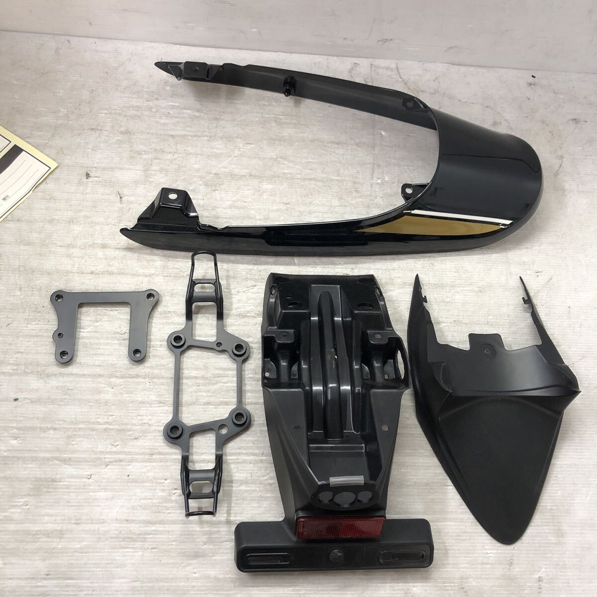 ◎Z900RS ZR900K-036〜 外し 純正リアフェンダー テールカウル拍卖