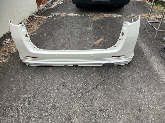 20ヴェルファイヤ★純正OP!アドミレイション/モデリスタリアスポイラー付きリアバンパー★20アルファードGGH20WANH20WATH20W★1907375拍卖