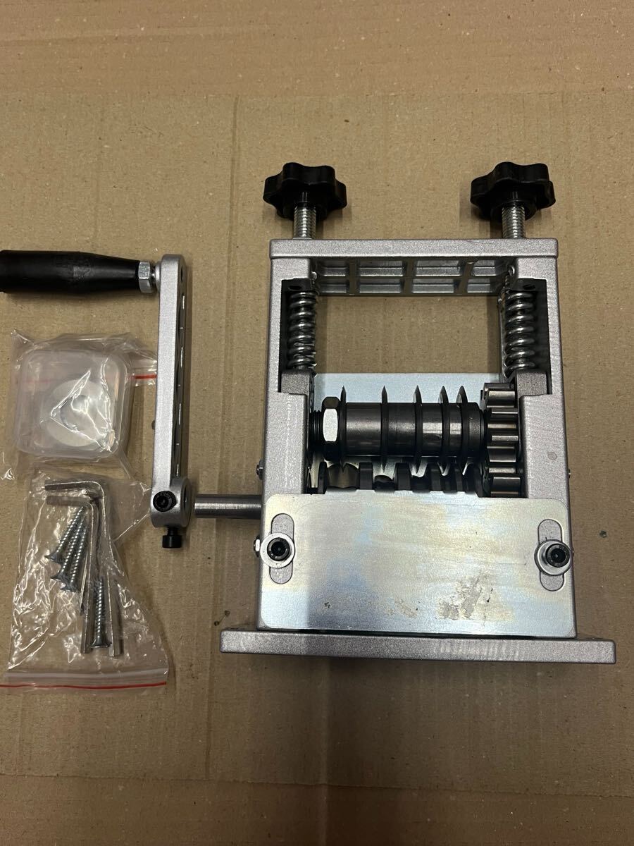 ケーブル皮むき機 電線 上下送り拍卖