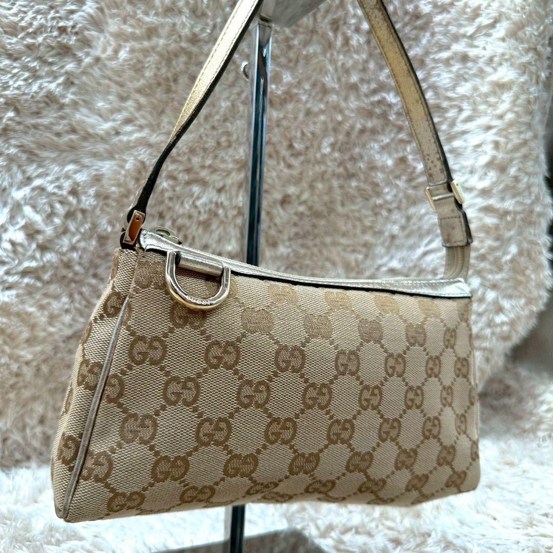 【美品】GUCCI グッチ アクセサリーポーチ アビー ベージュ GG柄 キャンバス ストライプ レディース ゴールド レザー 本革 総柄 肩掛け拍卖