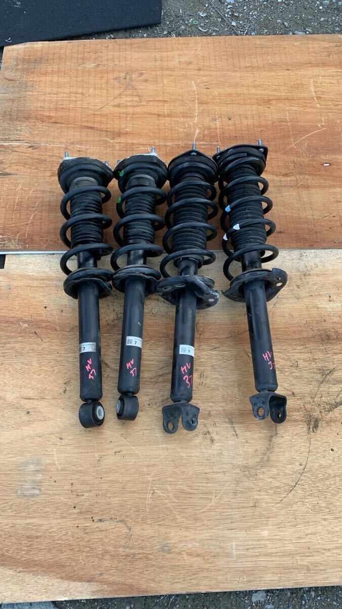 日産 スカイライン HV37 サスペンション ショック 拍卖