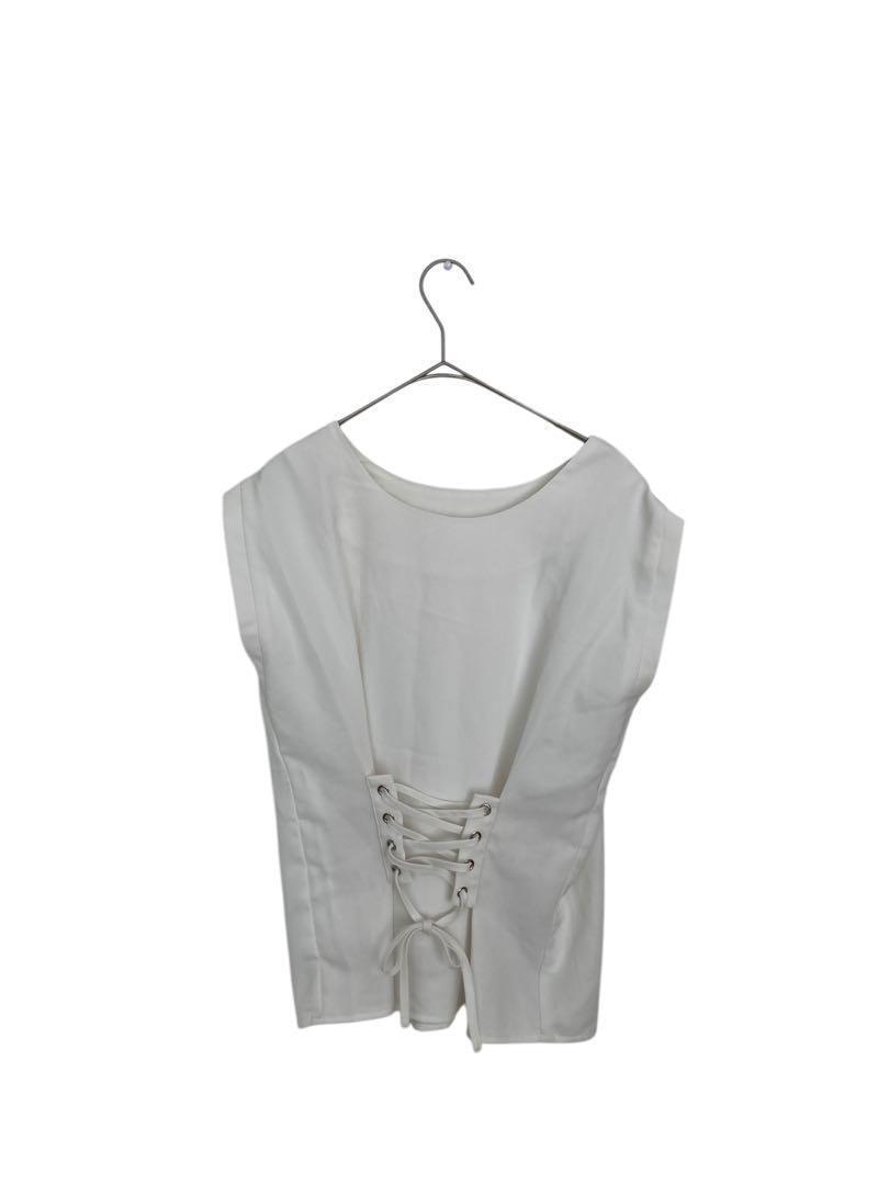 079 ハニークリーパー ノースリーブ ひも付き 白 M拍卖