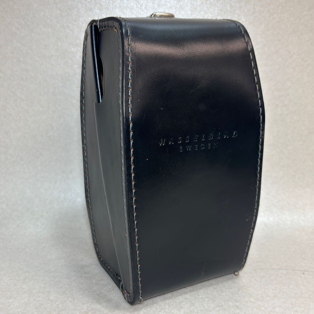 6 - 29 )Hasselblad ハッセルブラッド 純正革ケース ハードケース拍卖