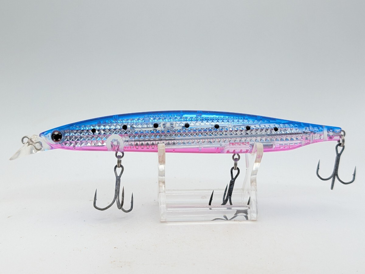 X-1721【3点以上落札で送料無料】ダイワ ショアラインシャイナーZ バーティス R 140F レーザーインパクト拍卖