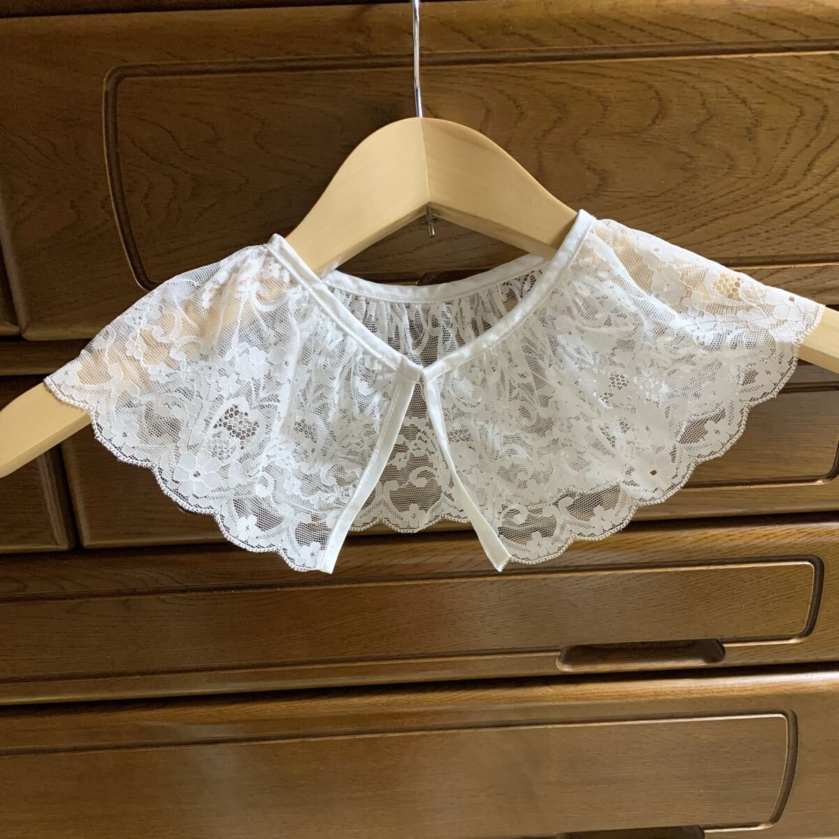 新品未使用 白レース つけ襟 つけ衿 ホワイト スカラップレース フラワーレース 花柄レース アンティーク風 フリル コスプレ y2k拍卖