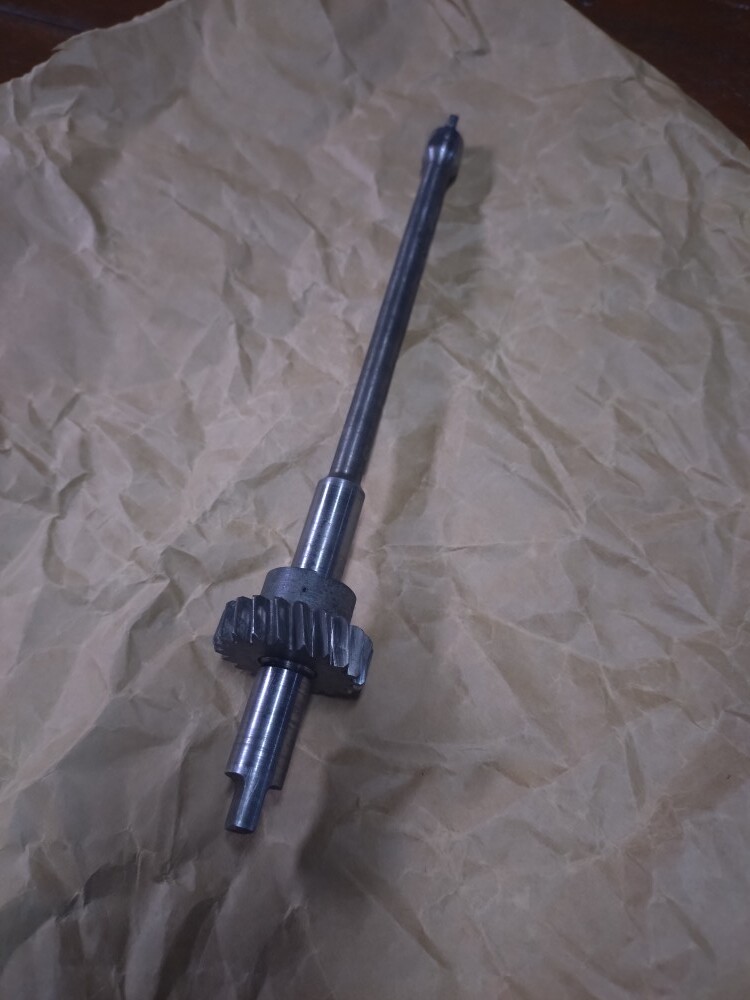 L型・L6エンジン用☆前期デスビシャフト 進角ディスビ用☆USED 600円送拍卖