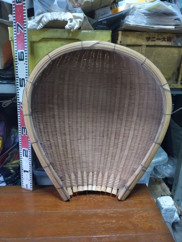 おおきめ☆古物竹ざる 古道具・民芸・飾り・安来節・どじょうすくい・米あげざる拍卖