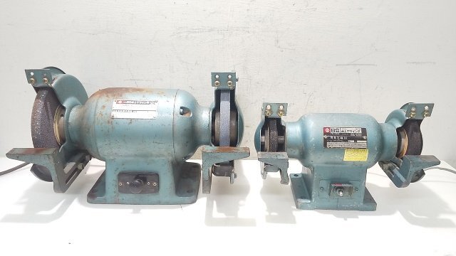 (1円スタート!) 日立工機 卓上電気グラインダ 2点セット GBK2 / GT13 研磨機 100V 動作良好 B0872拍卖