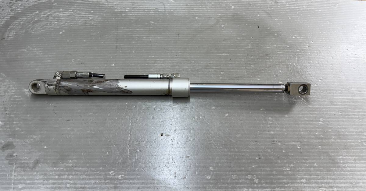 油圧シリンダー★複動式★1本★即決★昇降★ホイスト★ジャッキ★ウィング★S33Y拍卖