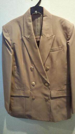 ダブルスーツ(オークル系)拍卖