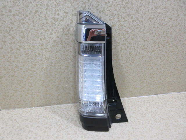 ホンダ N BOX カスタム JF1/JF2 純正 左 テール ランプ拍卖