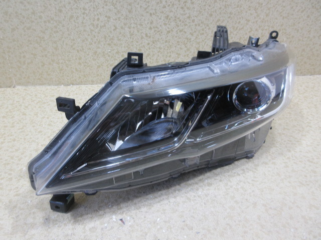 スズキ ランディ 日産 セレナ C27 純正 LED 左 ヘッドライト 35300-52Z10拍卖