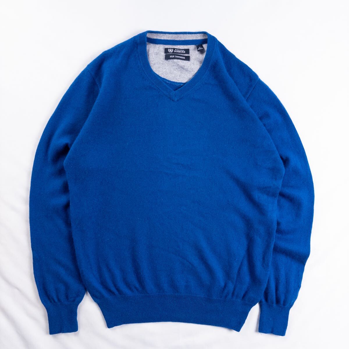 Euro Vintage DUNMORE シルク65% カシミア35% Vネック クラシック トラッド 単色 プレーン ブルー 青 デザインニット拍卖