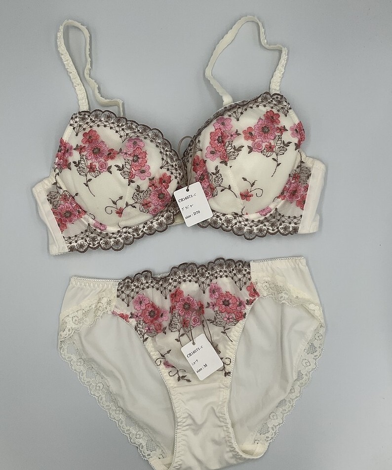 CR16571 IB⑦【特価】新品 ブラショーツセット D70/M アイボリー 有名ブランド 花柄 レース リボン 脇高 レディース拍卖