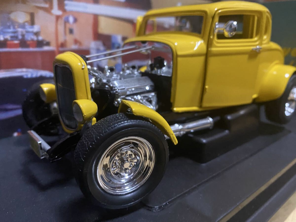 【絶版 限定】 Ertl '32 Ford Deuce Coupe 1/18 American Graffiti アメグラ グラフティクーペ  HOTROD MOONEYES拍卖