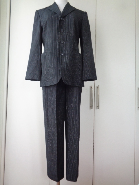 ☆CRATIFYING ニッセン スーツ ピンストライプ 黒 卒業 入学 発表会 160 美品 拍卖