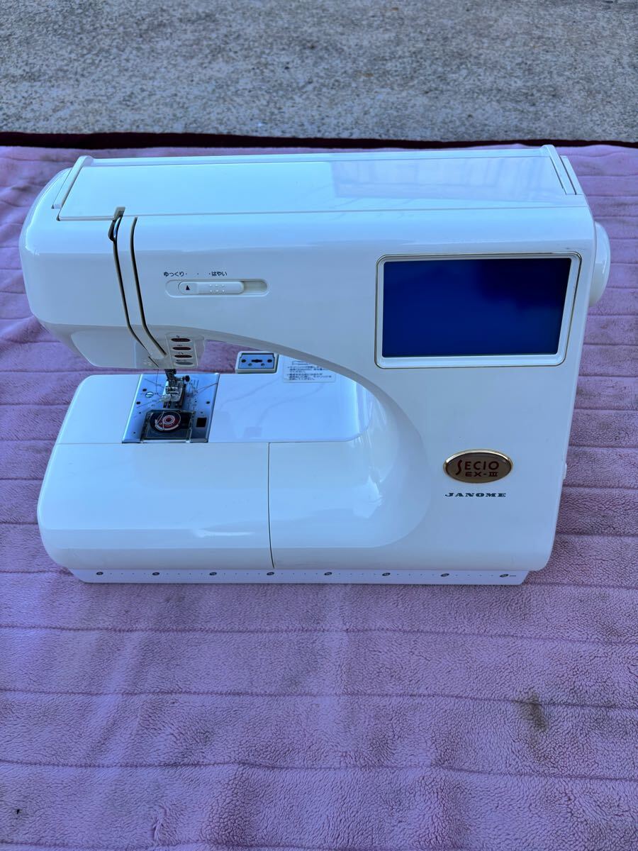 JANOME ジャノメ SECiO EX-Ⅲ 832型 コンピューターミシン セシオ 手工芸 縫製 手芸 ケース付き 通電、上下動作確認済み 現状売り切り拍卖