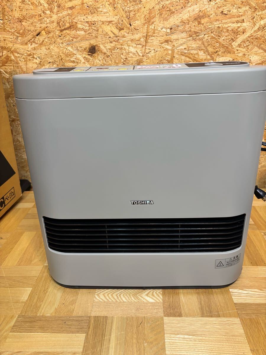 未使用 TOSHIBA 東芝 SF-S203X 蓄熱パワーヒーター 暖房器具 グレー ワイド温風 抗菌フィルター スチーム付き 通電確認済み 現状売り切り拍卖