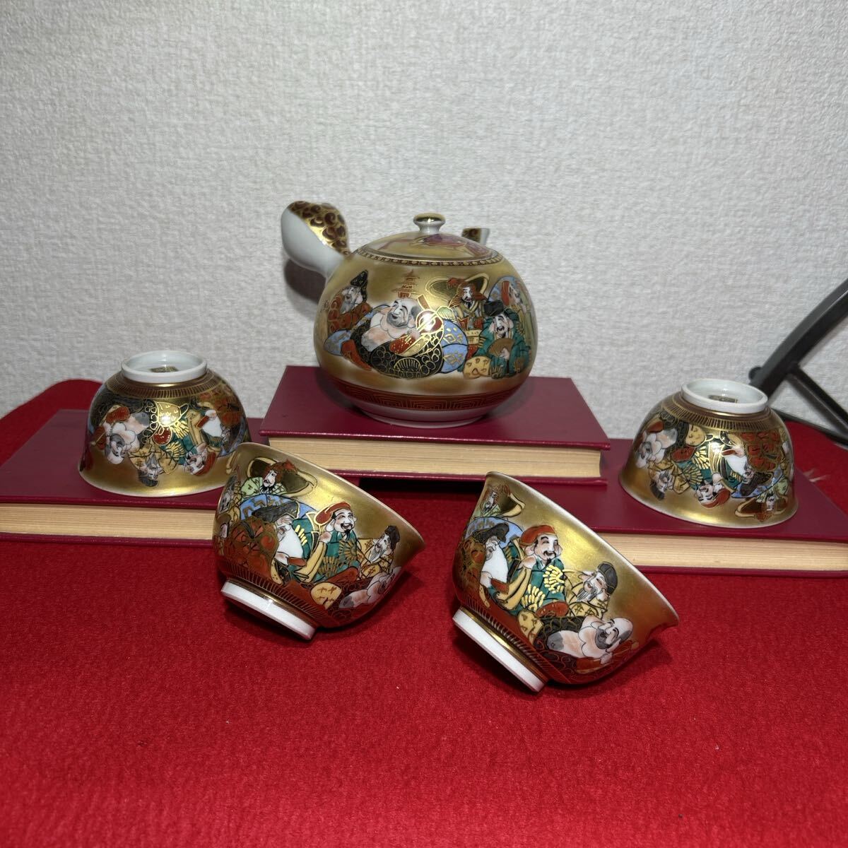 九谷焼 煎茶道具 金彩 急須 湯呑み 茶器揃 茶器セット 湯呑 岳山 色絵金彩 5客セット 七福神拍卖