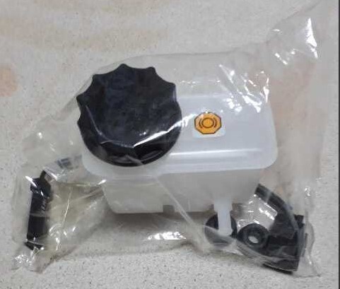 【マツダ純正新品】 MAZDA FD3S 未使用品 ★廃版間近★ ブレーキ リザーブタンク ブレーキマスター タンク サブタンク拍卖