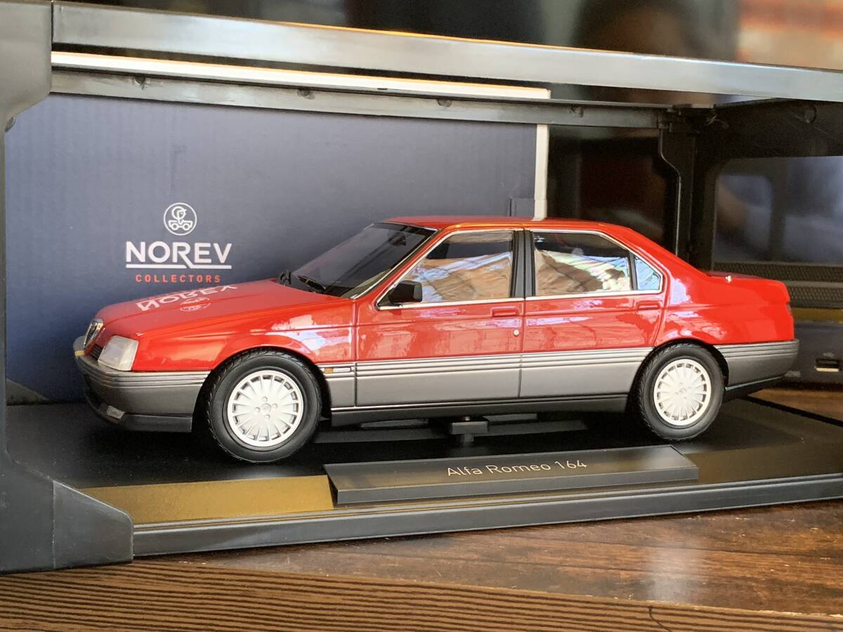 NOREV COLLECTORS 1/18 Alfa Romeo 164 1991 Red 187866 ノレブ 1/18 アルファ ロメオ 164 拍卖