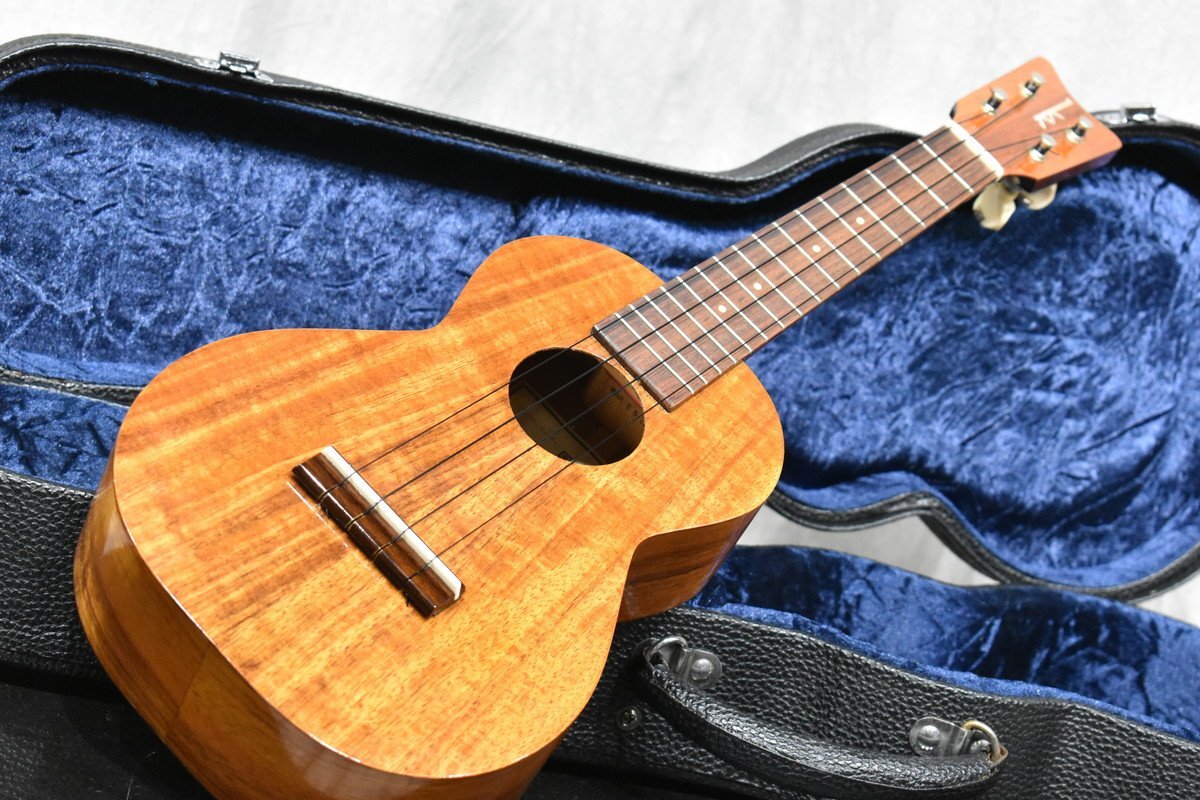 【B】kamaka ukulele HF-2 ウクレレ カマカ コンサートサイズ 2004年製 ハードケース付属 3151322拍卖