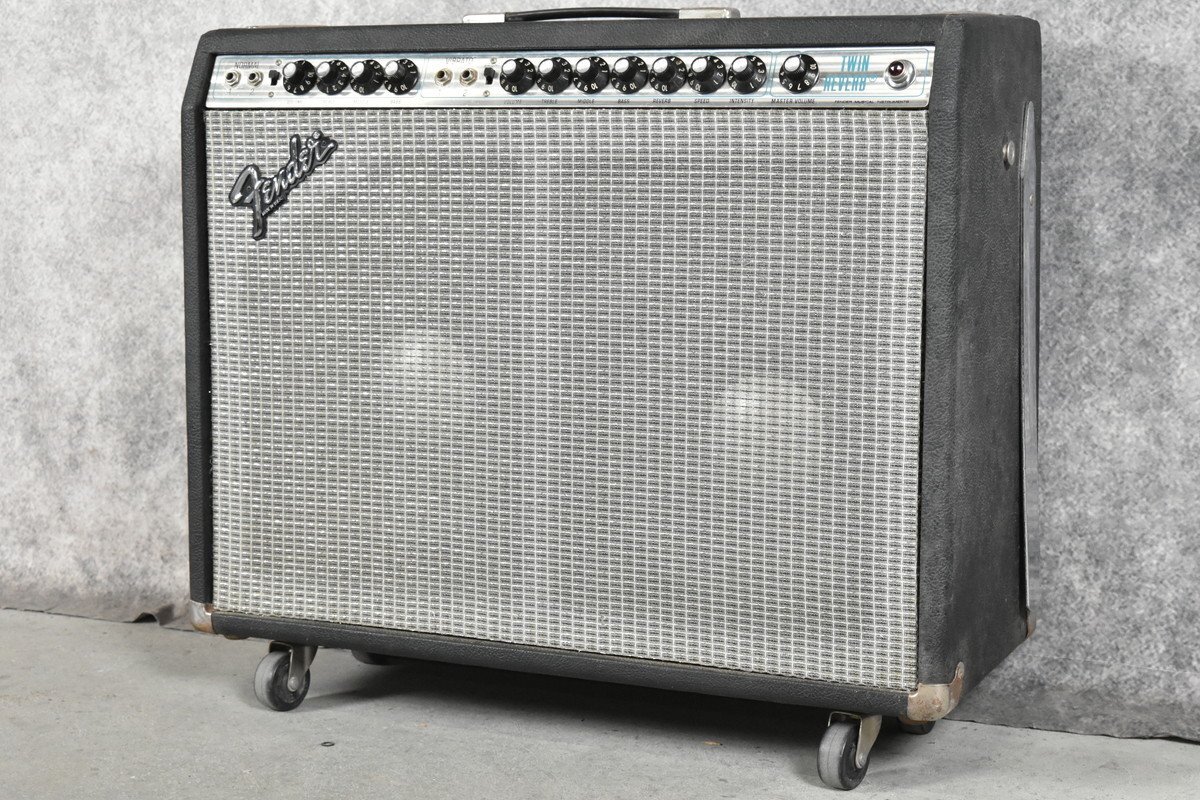 【D】Fender Twin Reverb ギターアンプ フェンダー 3063426拍卖