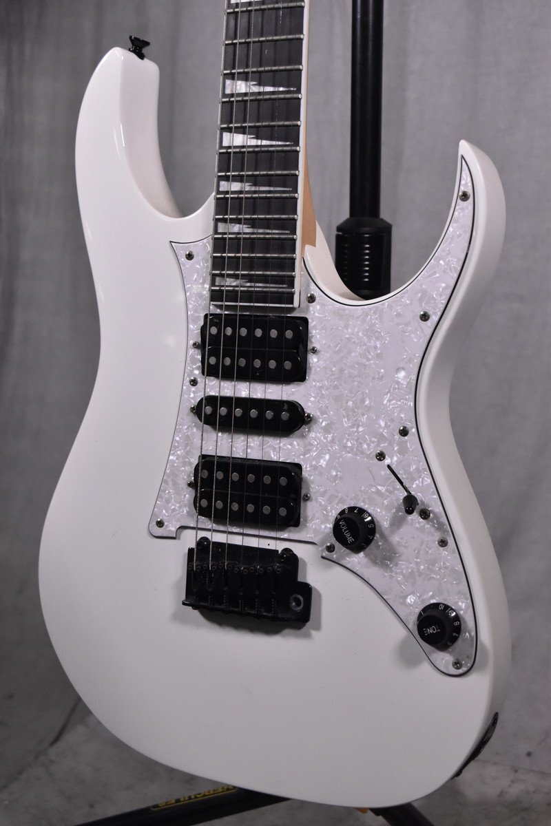【G】IBANEZ RGV250 WH アイバニーズ エレキギター シンクロナイズドトレモロ HSH 3098633拍卖