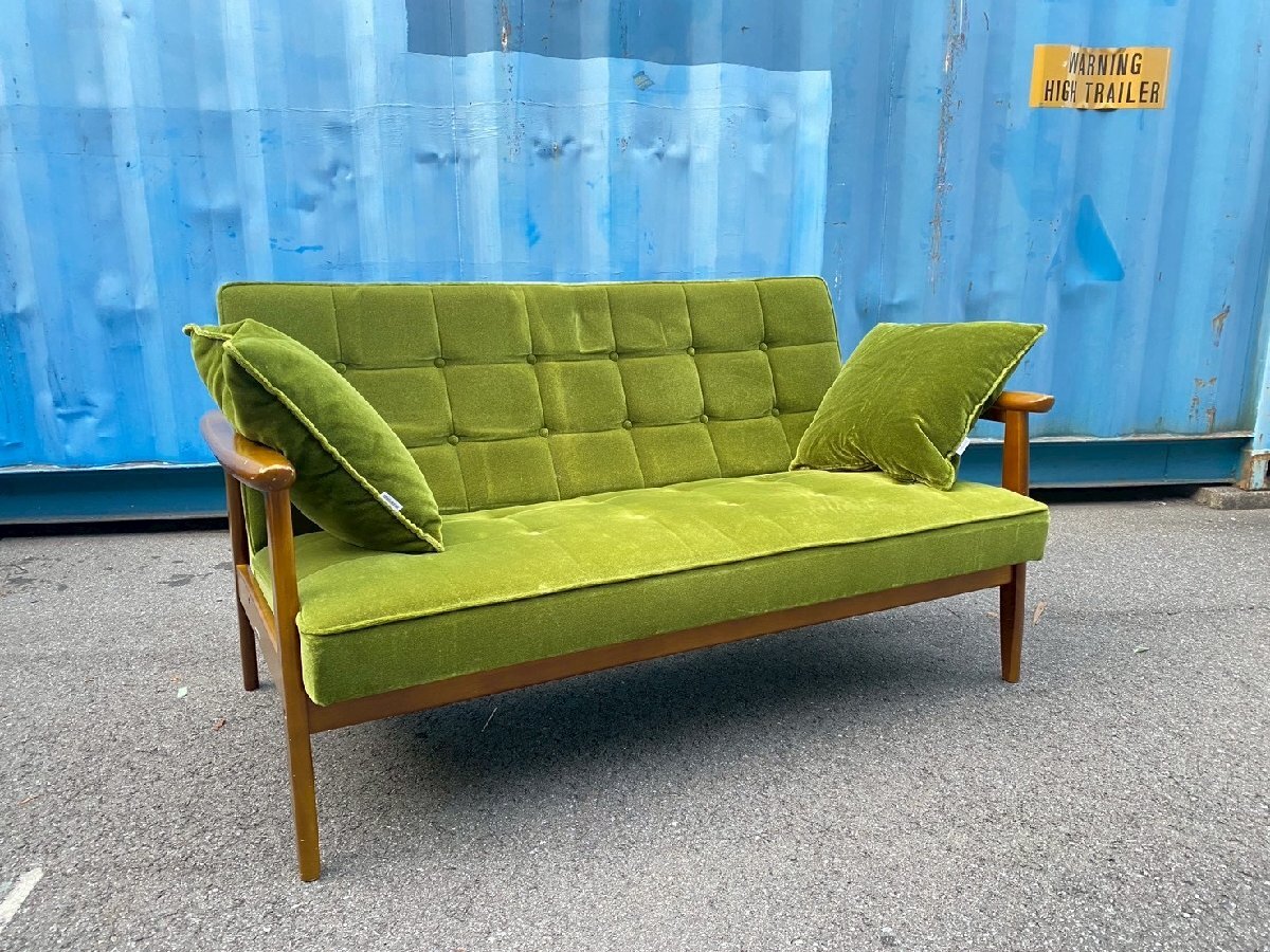 カリモク60 karimoku Kチェア 50周年記念復刻ブランドプレート 1シーター モケットグリーン クッション付き 中古品 直接引き取り大歓迎拍卖