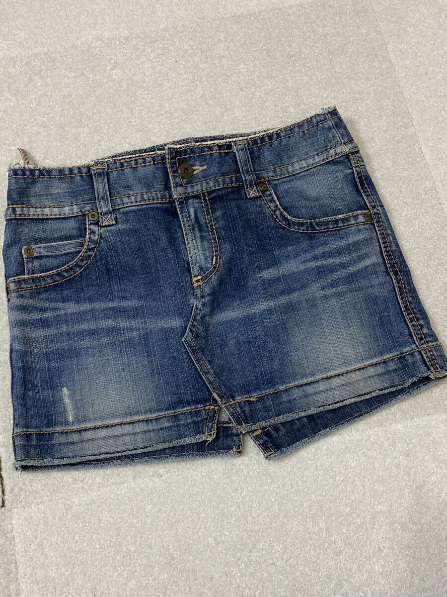 8499. BURBERRY BLUE LABEL デニムミニスカート 日本製 バーバリーブルーレーベル リメイク拍卖