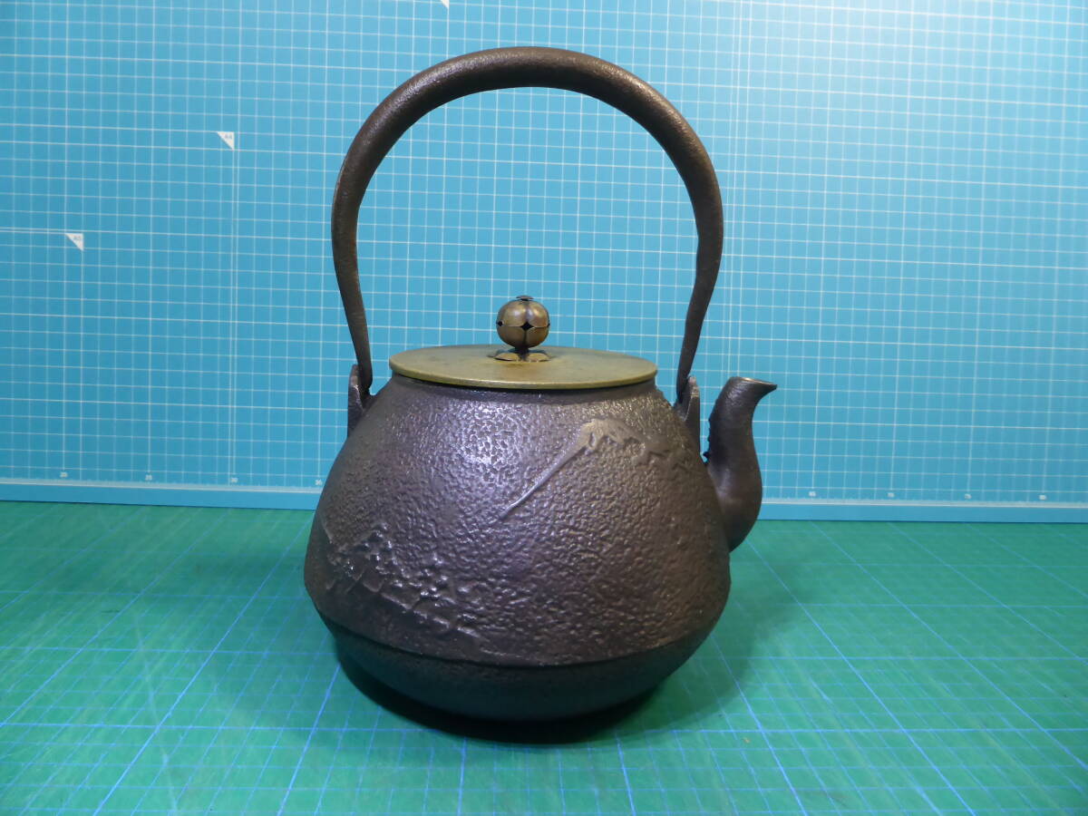 561「平安龍文堂造」京鉄瓶 満水1500mL 重さ1513g 水漏れ無し拍卖