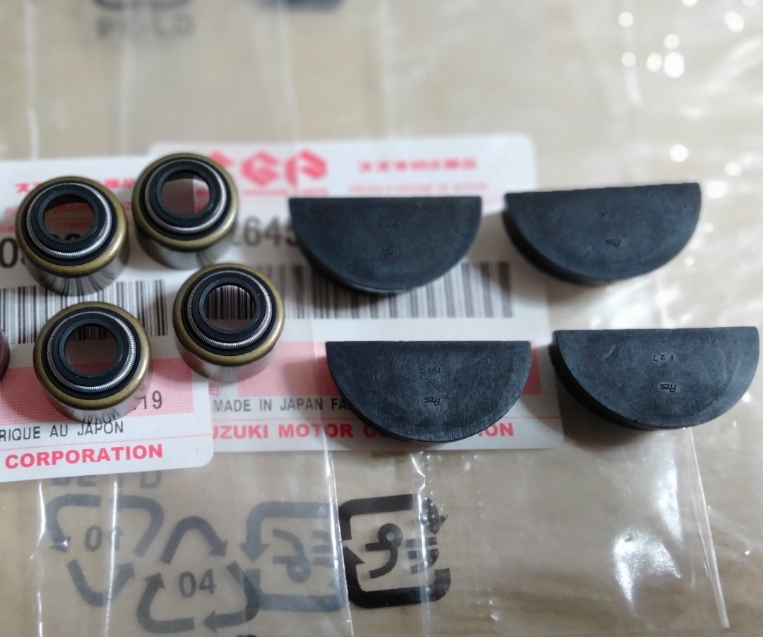 ペイペイSUZUKI 純正 GS400 GS400E GS400E2/E3 GS400L GS425 カムプラグ バルブ ステムシール セット拍卖