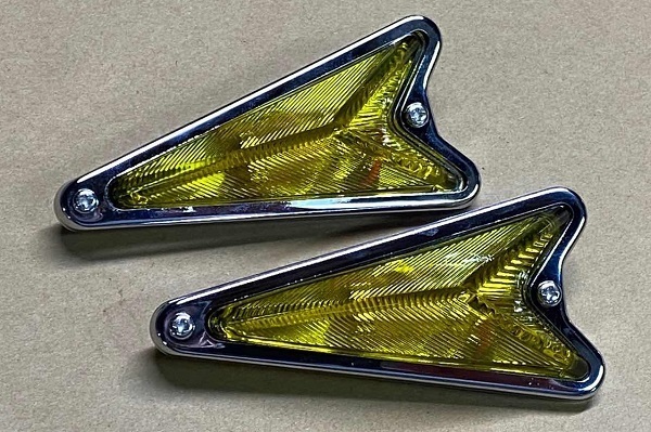 ●新品●激レア 数量限定●⇒矢印マーカーランプ 黄色 土台ステンレスメッキ ガラスレンズ デコトラ 2個セット 矢印-黄色拍卖