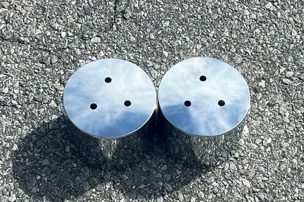 ■新品⇒小型 2t用 16インチ 5穴&6穴共通ホイール 丸形ステンレス ハブカバー センターキャップ リヤー 左右セット:丸形K拍卖