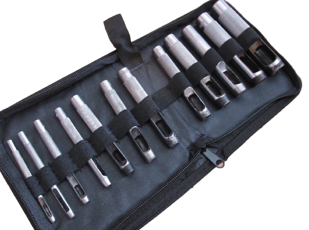 送料無料◆新品◆◆12本 セット レザークラフト ハトメ 抜き 穴あけ ポンチ 工具 道具 収納ケース 付拍卖