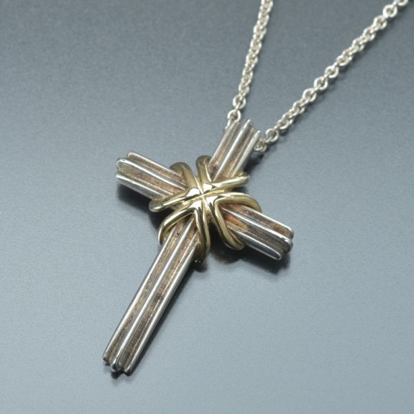 新品仕上げ Tiffany&Co. ティファニー シグネチャークロス ネックレス SV925 750 十字架 シルバー ペンダント アクセサリー /070619-67/a.g拍卖