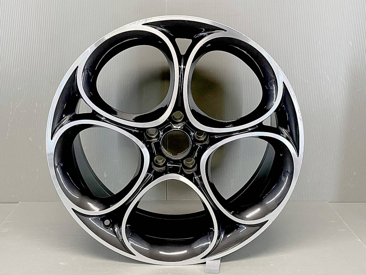 アルファロメオ ジュリア ヴェローチェ 純正 19インチ 19×8.0 ET33 PCD110 ホイール 1本 (FJ0807)拍卖