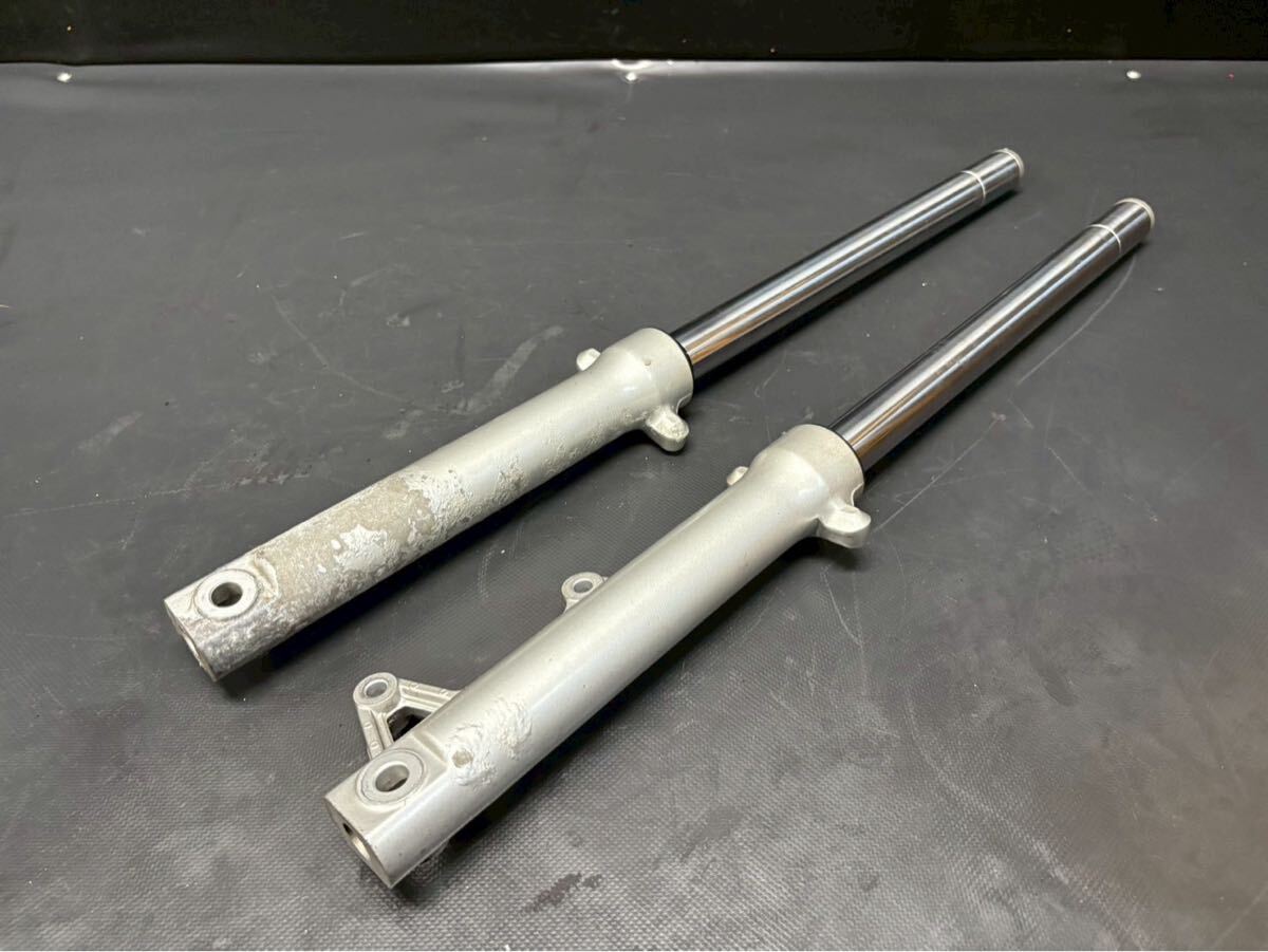 ▲17 モンキー青CB750KカラーAB27NSR50純正 後期フロントフォーク 左右30φ曲がり無しアクスルシャフト付きDAX ヨシムラ 早矢仕 jrp SP忠男拍卖