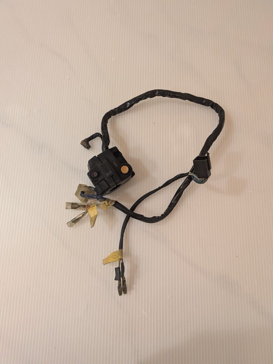 ホンダ CB750F(RC01)純正左ライトスイッチ拍卖