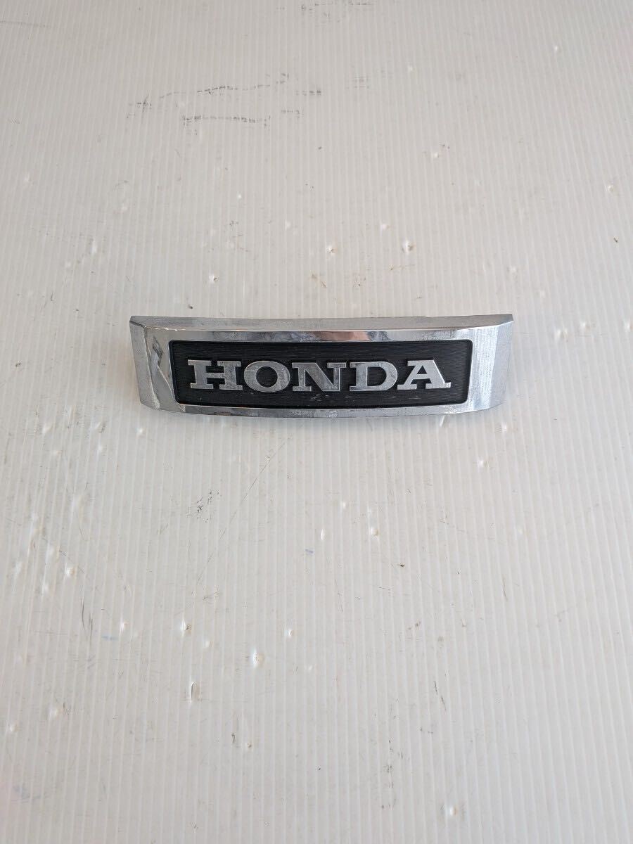 ホンダCB1100から取外HONDAフロントエンブレム メッキ樹脂製拍卖