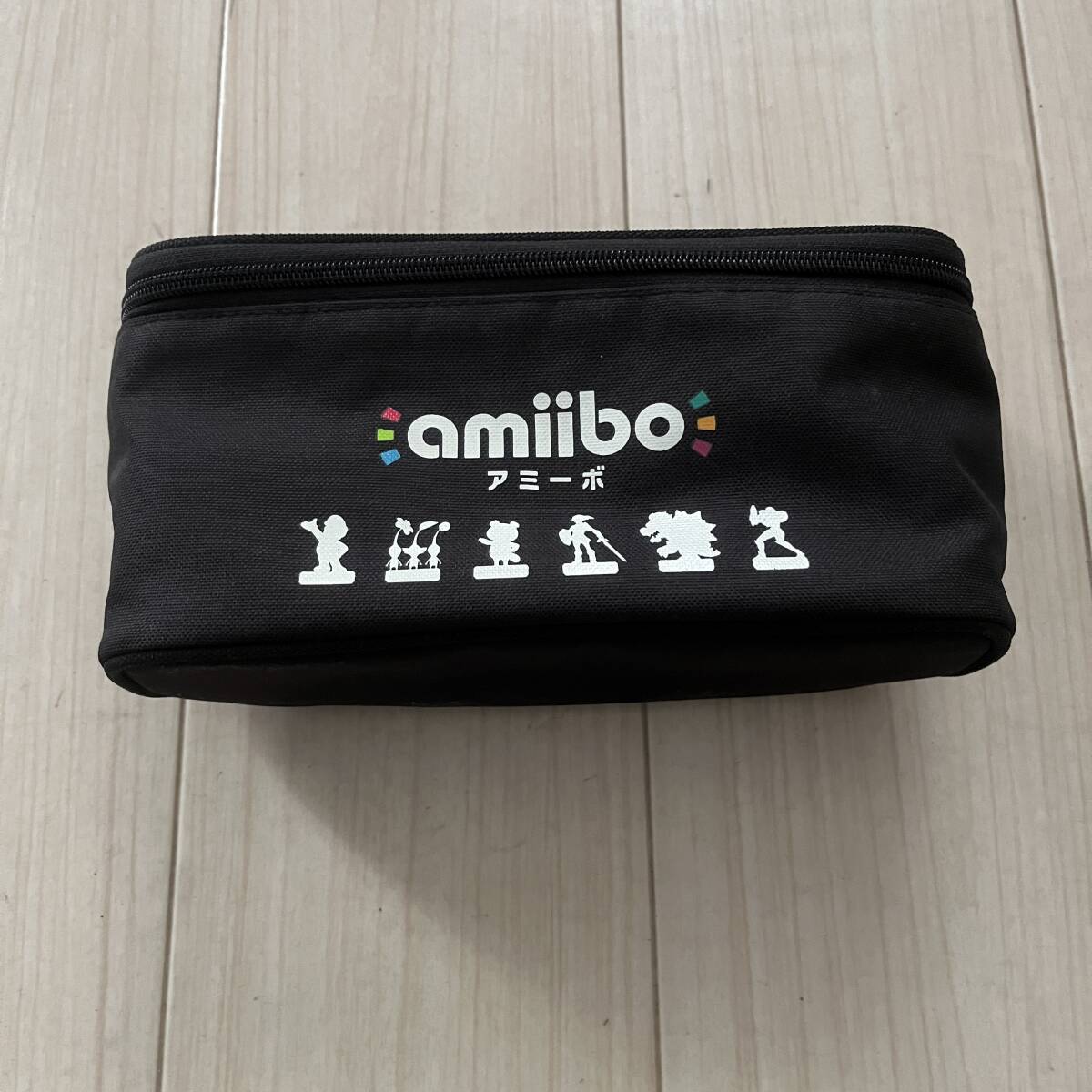 amiiboポーチ アミーボポーチ ホリ HORI WiiU周辺機器拍卖