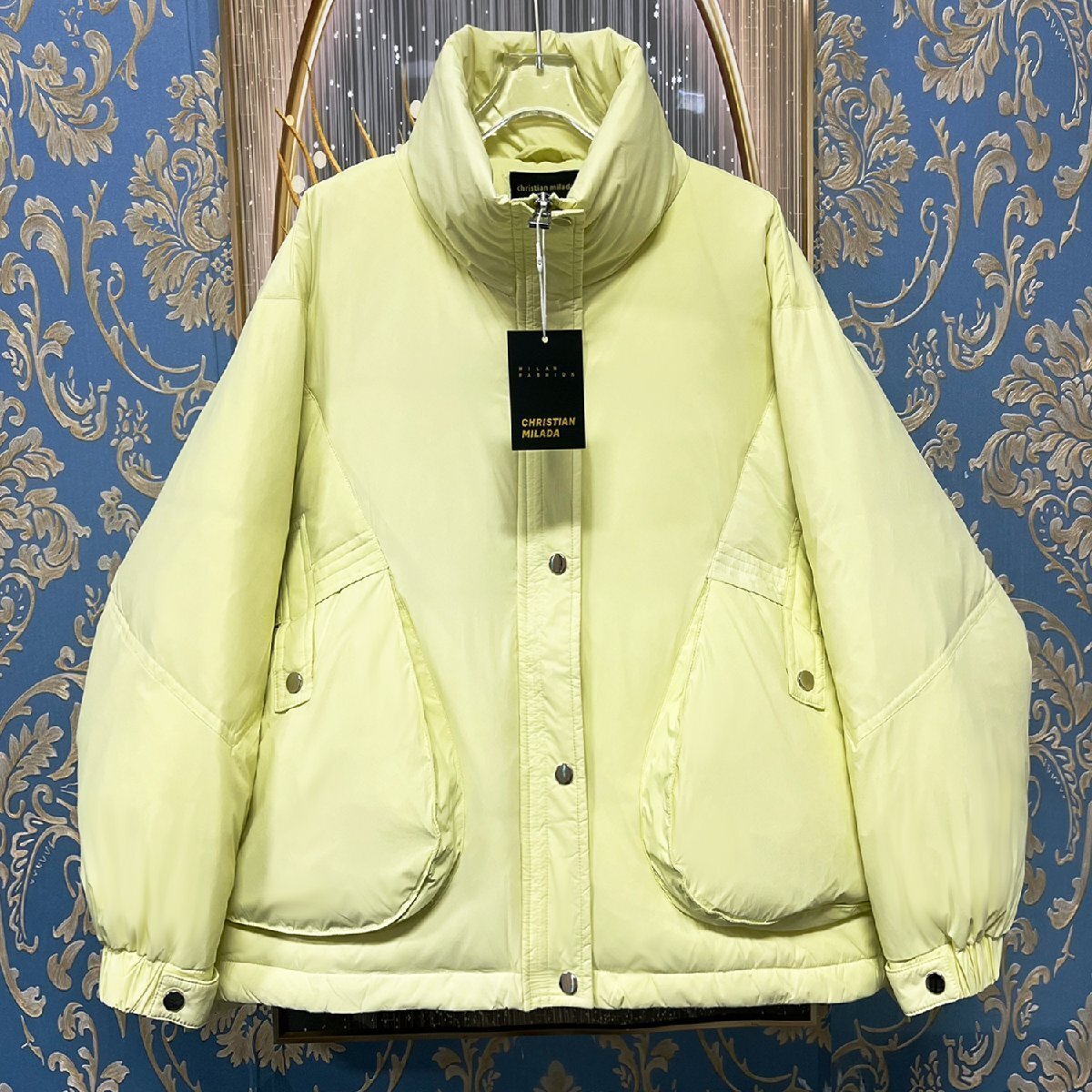 定価10万★christian milada・ミラノ発・ダウンジャケット★個性 防風 防寒 暖か ゆったり 立ち襟 無地 ブルゾン アウター レディース M/46拍卖